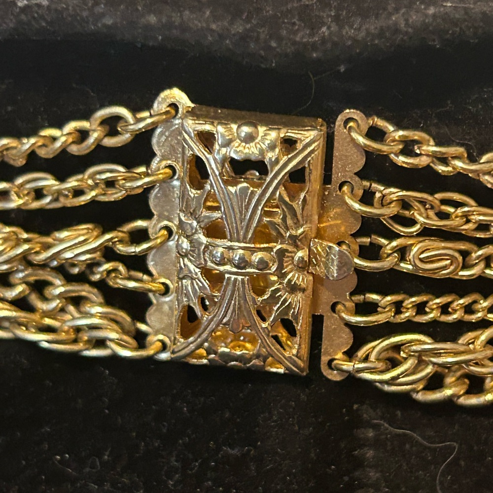 Vintage gold layered necklace
